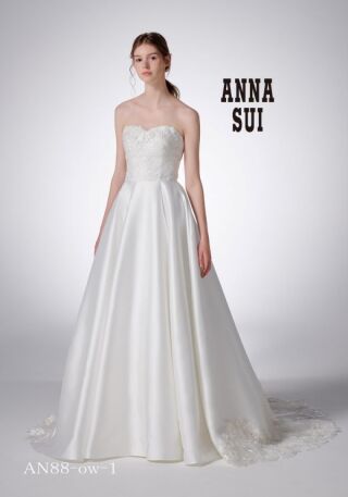 ウェディングドレス