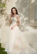 ウェディングドレス