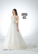 ウェディングドレス