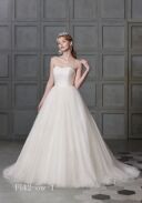 ウェディングドレス