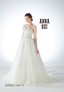 ウェディングドレス