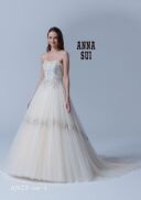 ウェディングドレス