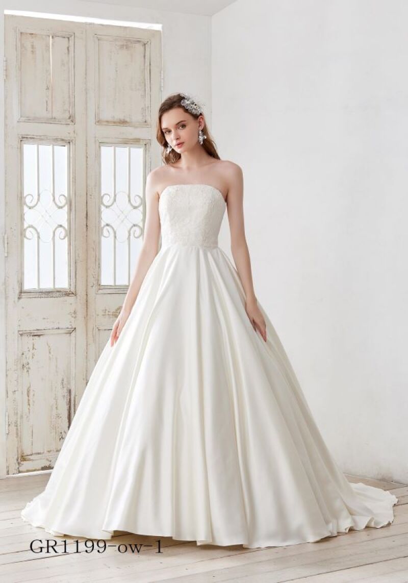 ウェディングドレス