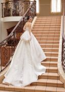 ウェディングドレス