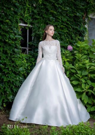 ウェディングドレス