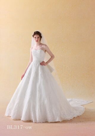 ウェディングドレス