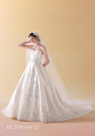 ウェディングドレス