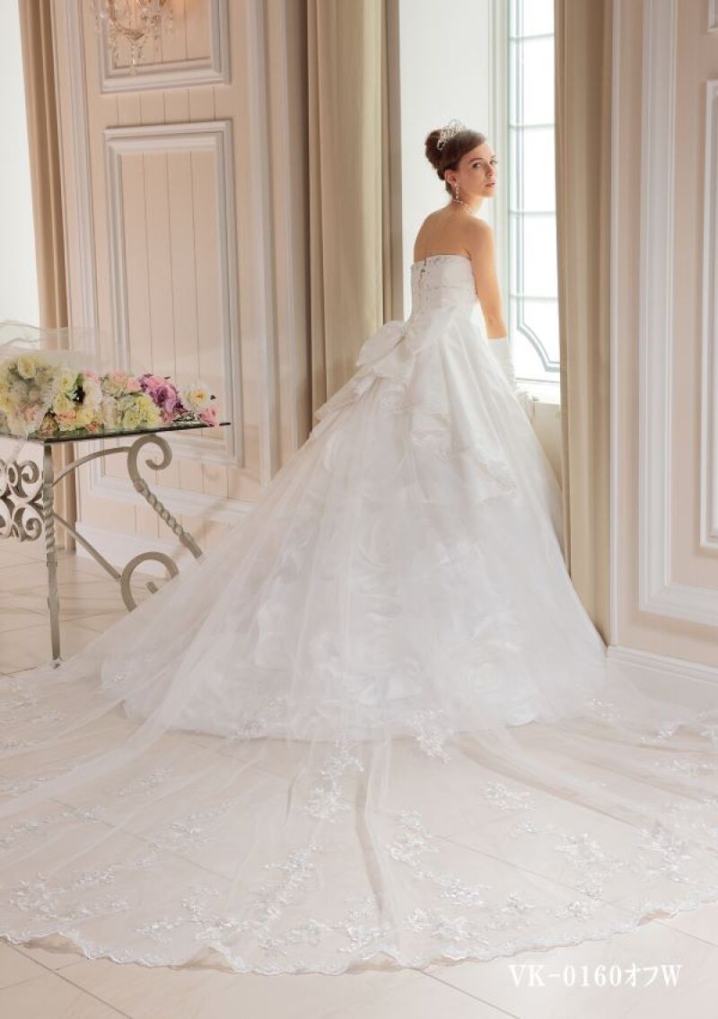 ウェディングドレス