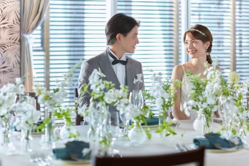 【11月限定】<洋装1着> 撮影後にご家族とのお食事会も!感謝を伝えるフォト&会食プラン<6名様お食事付き>
