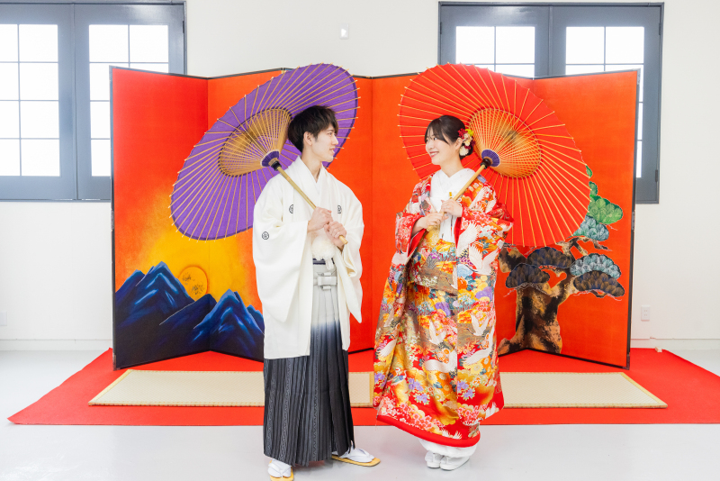 スタジオ撮影「洋装OR和装」から1点選べる(和装もお値段同じでお得!)120カット全データー7日仕上げ