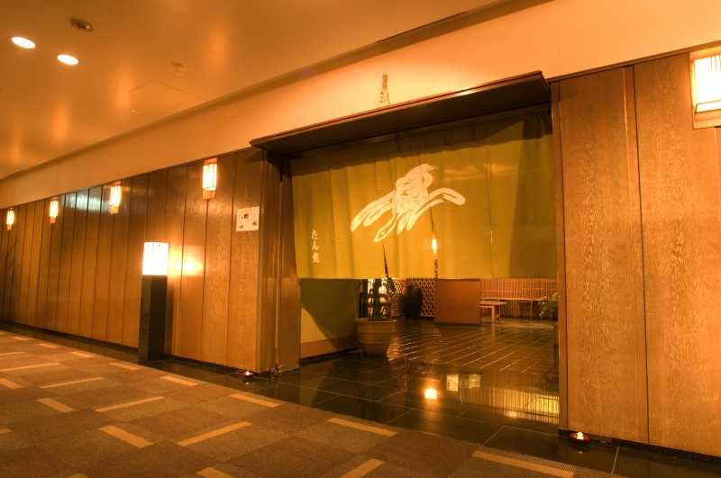 〈和装〉名称の日本庭園撮影&有名懐石料理店での(ファミリー会食6名)297,000円