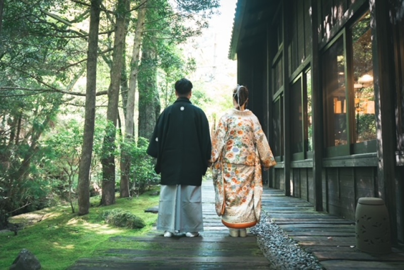 〈和装OR洋装〉【箕面・おしゃれな和邸宅】で叶える×和装四季折々の自然満載のノスタルジック撮影