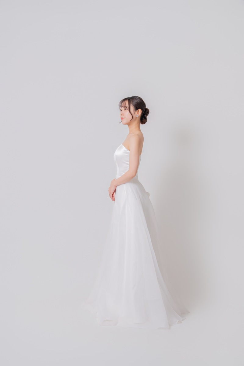 ホワイトドレス