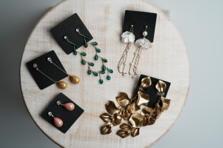 ドレス用アクセサリー