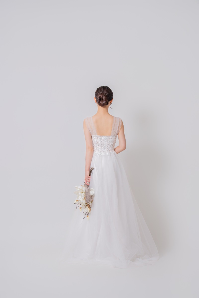 ホワイトドレス