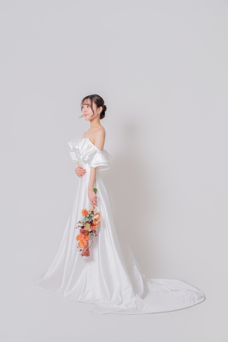 ホワイトドレス