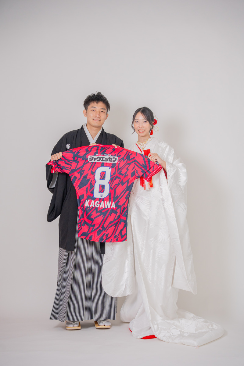 思い出のサッカーユニフォームと一緒に