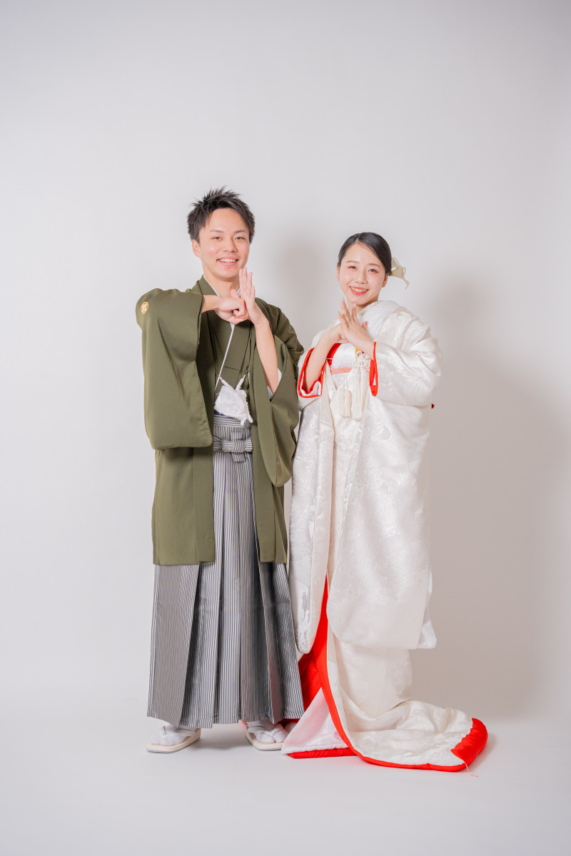 忍者のポーズで参上！