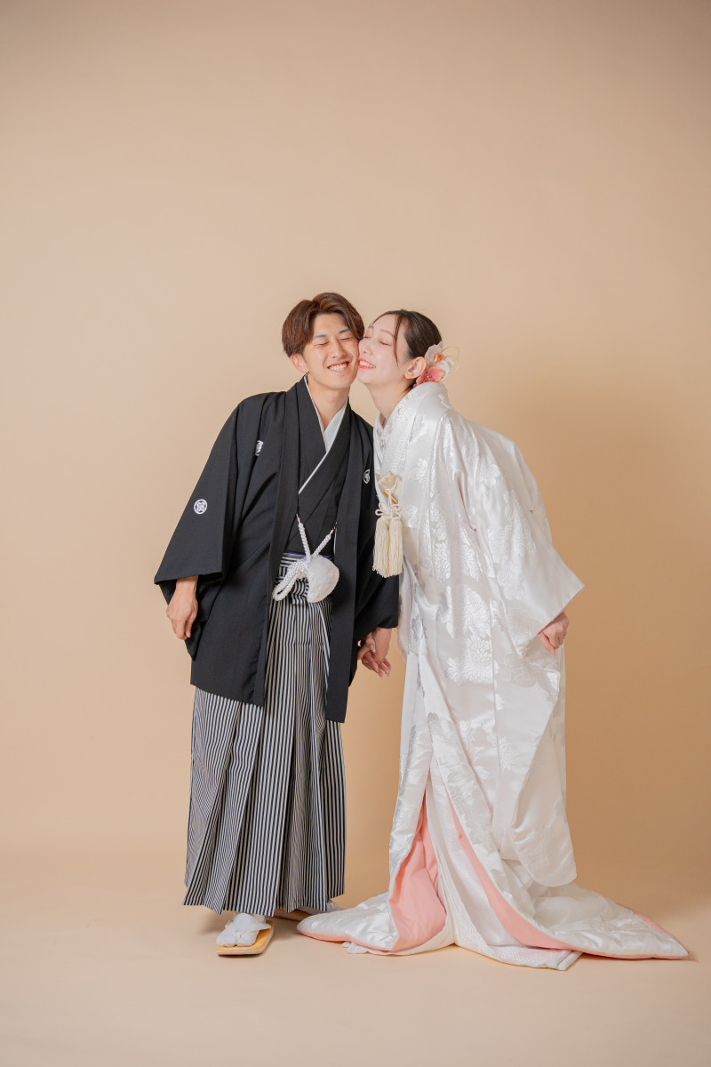 仲良しほっぺ寄せショット