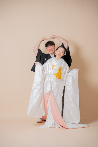 幸せの連鎖！笑顔溢れるセルフ前撮りウェディング♡