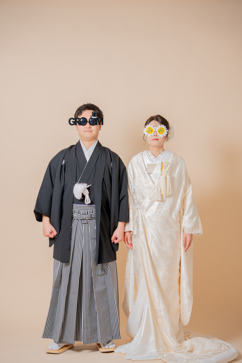 小物を使った自然な表情づくり