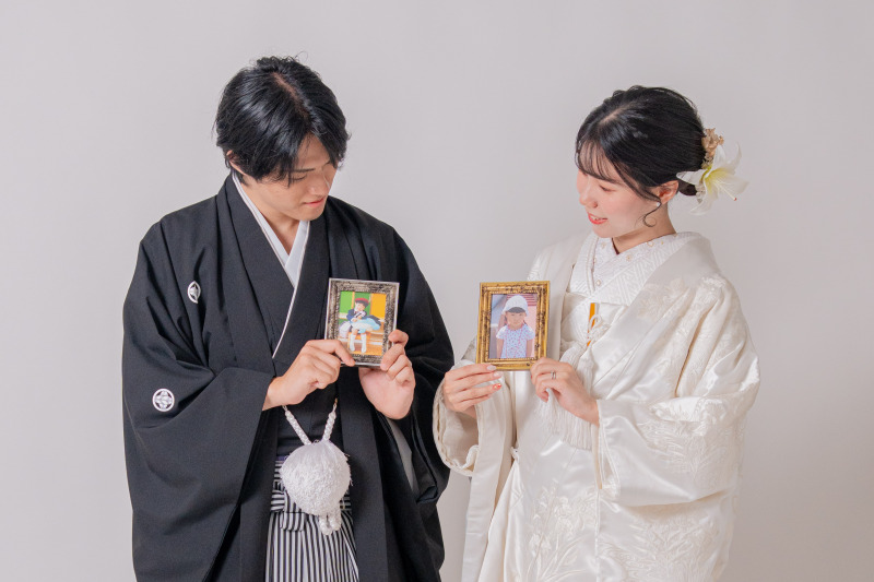 白無垢へお色直し、幼少期の面影を胸に
