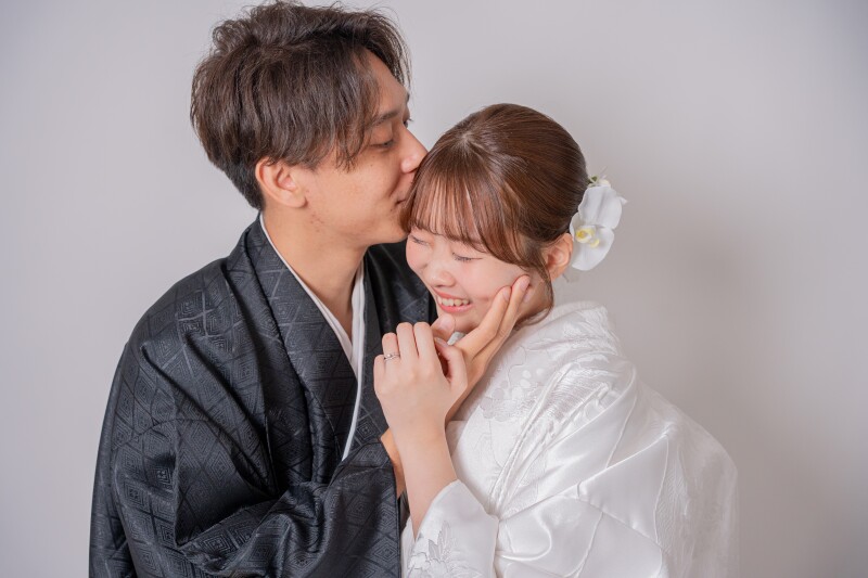 ヘアメイク&選べる2色背景付き!スタッフ撮影もついてる安心の和装フォトプラン