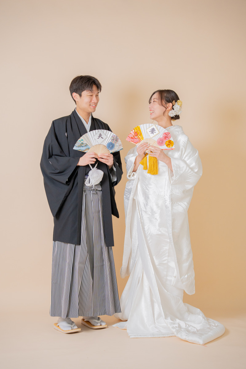 夫と妻のひそひそ話