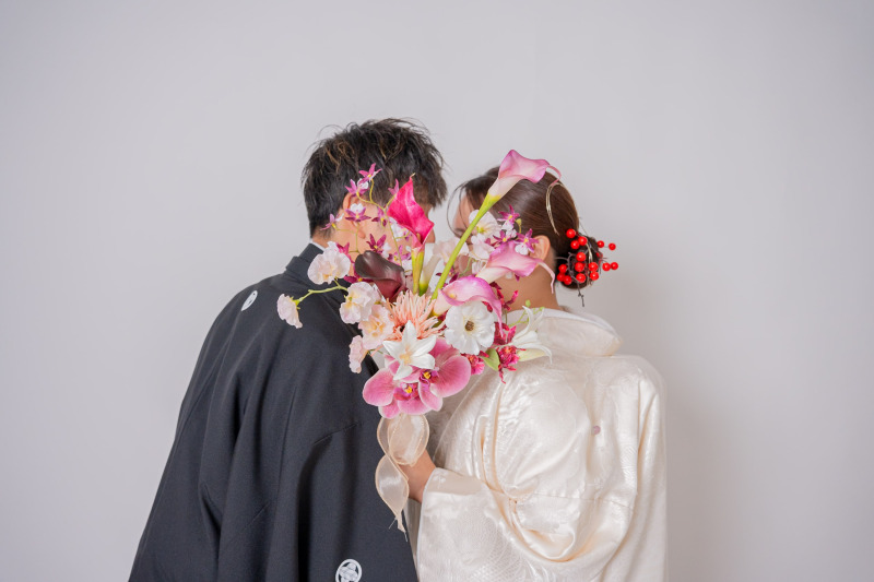 ブーケでお顔隠しショット♡