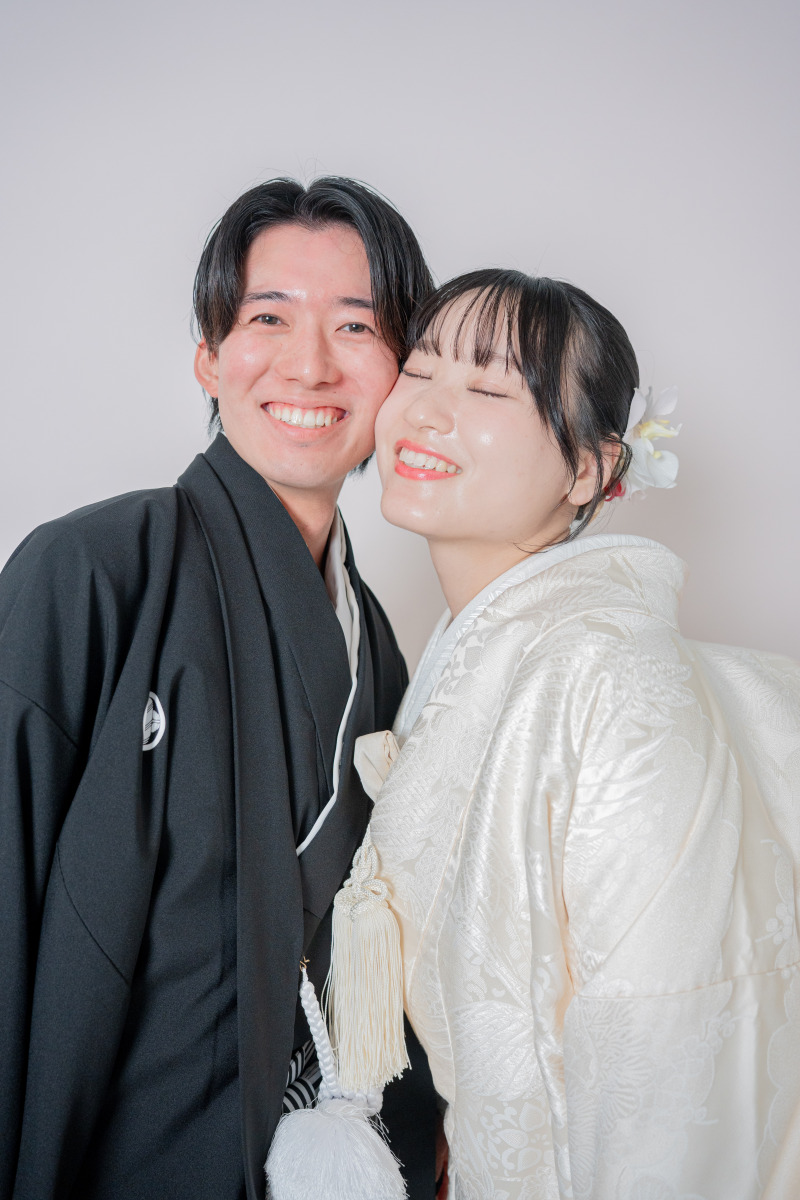 ほっぺをピタッと、超大接近！