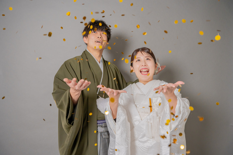 コンフェッティでハッピーな瞬間を切り取って