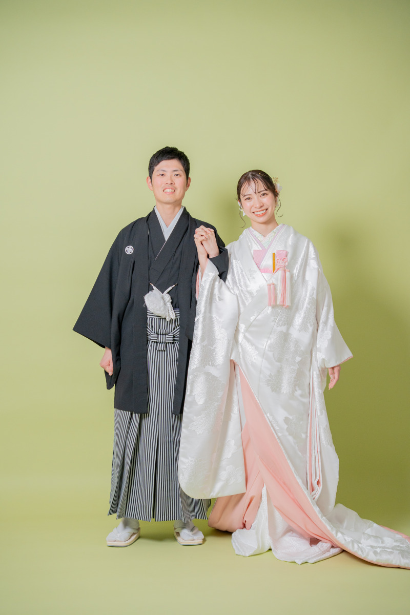 手を取り合って。未来へ続く一歩。