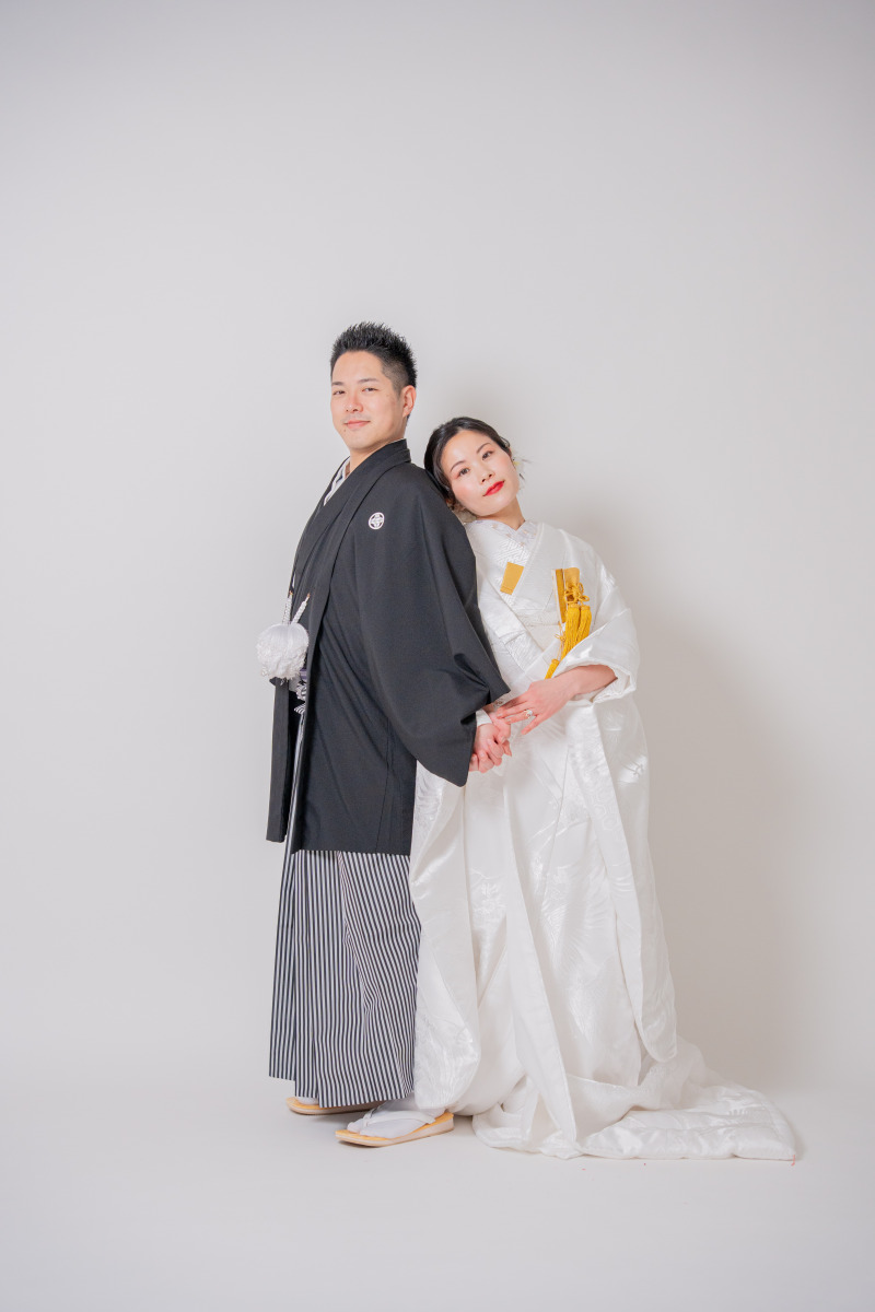 背中合わせで、信頼を重ねて