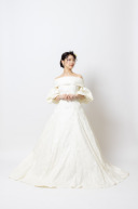 ウエディングドレス