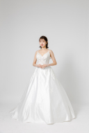 ウエディングドレス