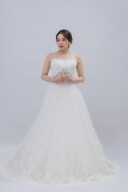 ウエディングドレス