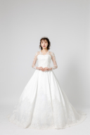 ウエディングドレス