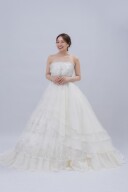 ウエディングドレス