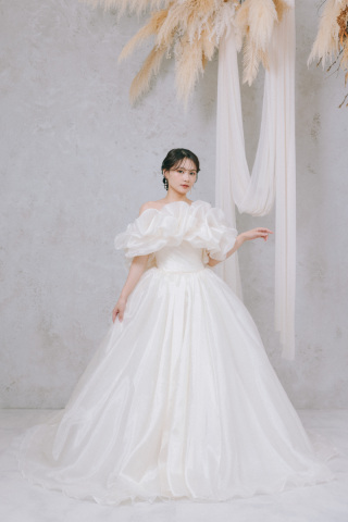 ウエディングドレス