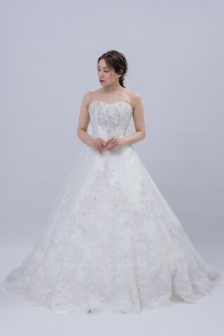 ウエディングドレス