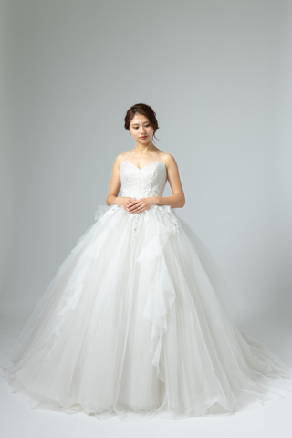 ウエディングドレス