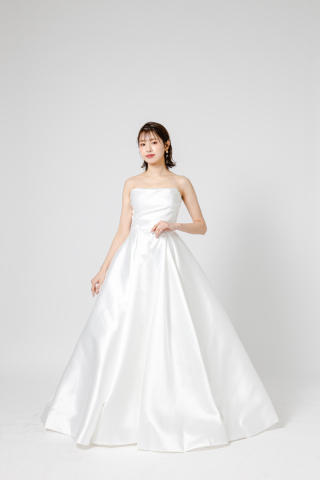 ウエディングドレス