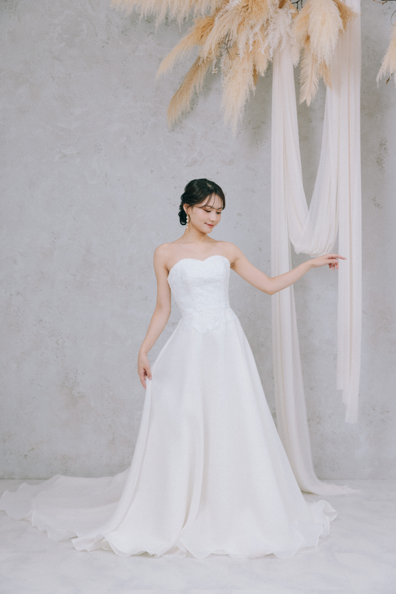 ウエディングドレス