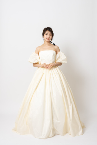 ウエディングドレス