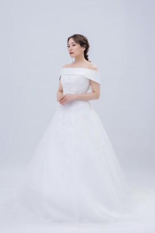 ウエディングドレス