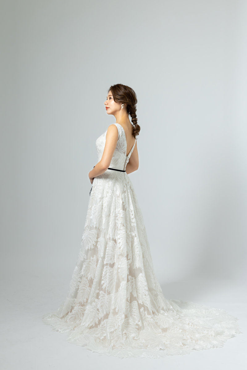 ウエディングドレス