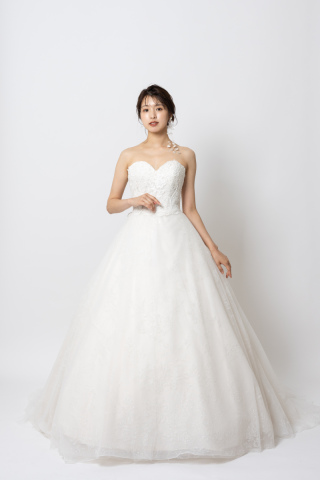 ウエディングドレス