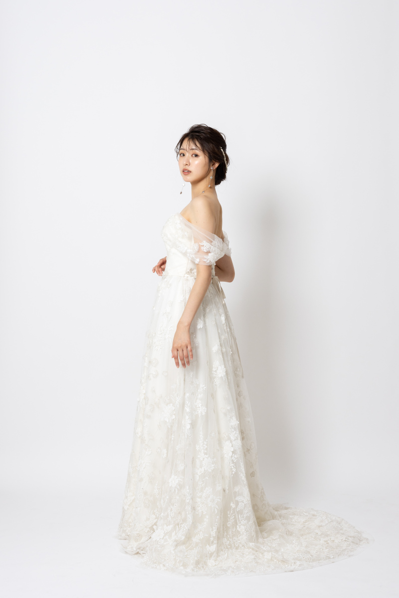 ウエディングドレス