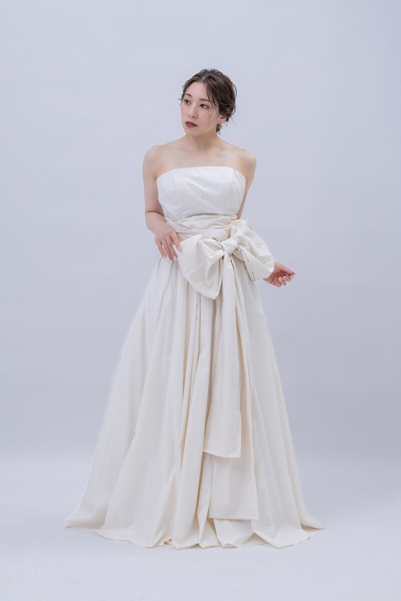 ウエディングドレス