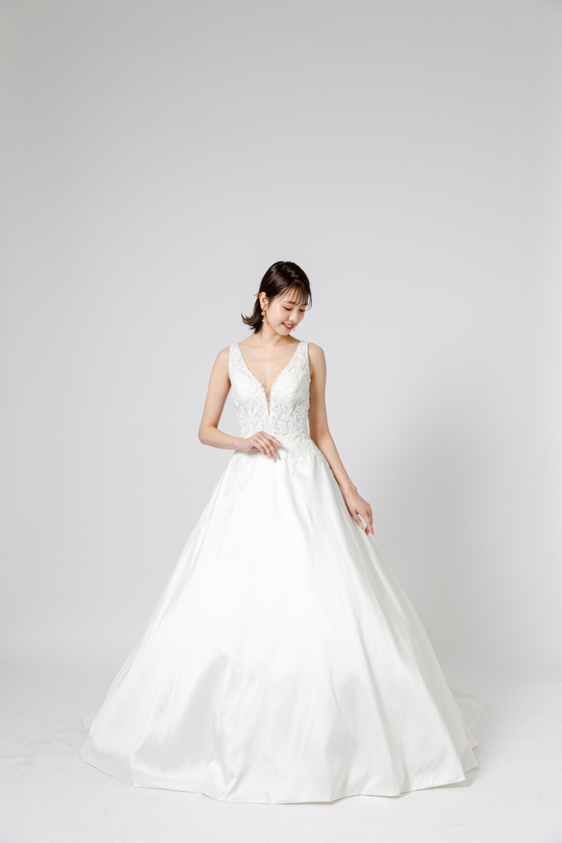 ウエディングドレス